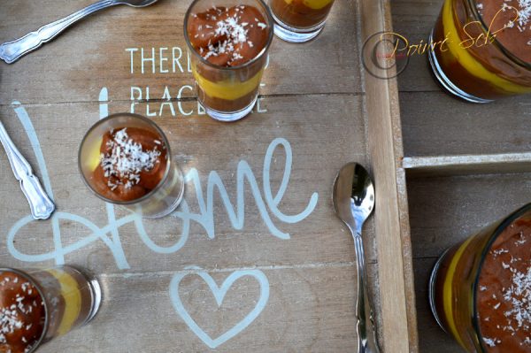 Mousse-au-chocolat-a-la-mangue-coco