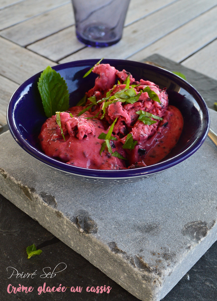 Crème glacée au cassis avec ou sans sorbetière