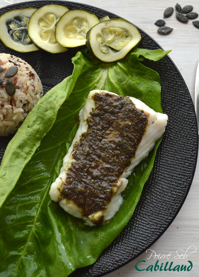 Dos de Cabillaud, poché au pesto de pépins de courge et oseille