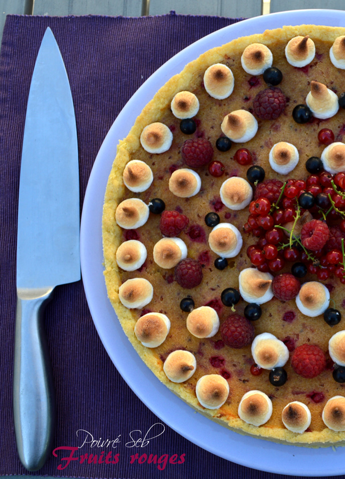 Tarte aux fruits rouges meringuée